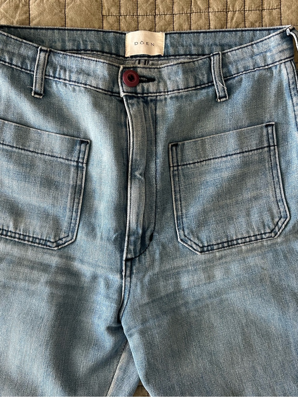 Doen Light Blue High-Rise Wide Leg Jeans with Front Patch Pockets - Picture 2 of 4